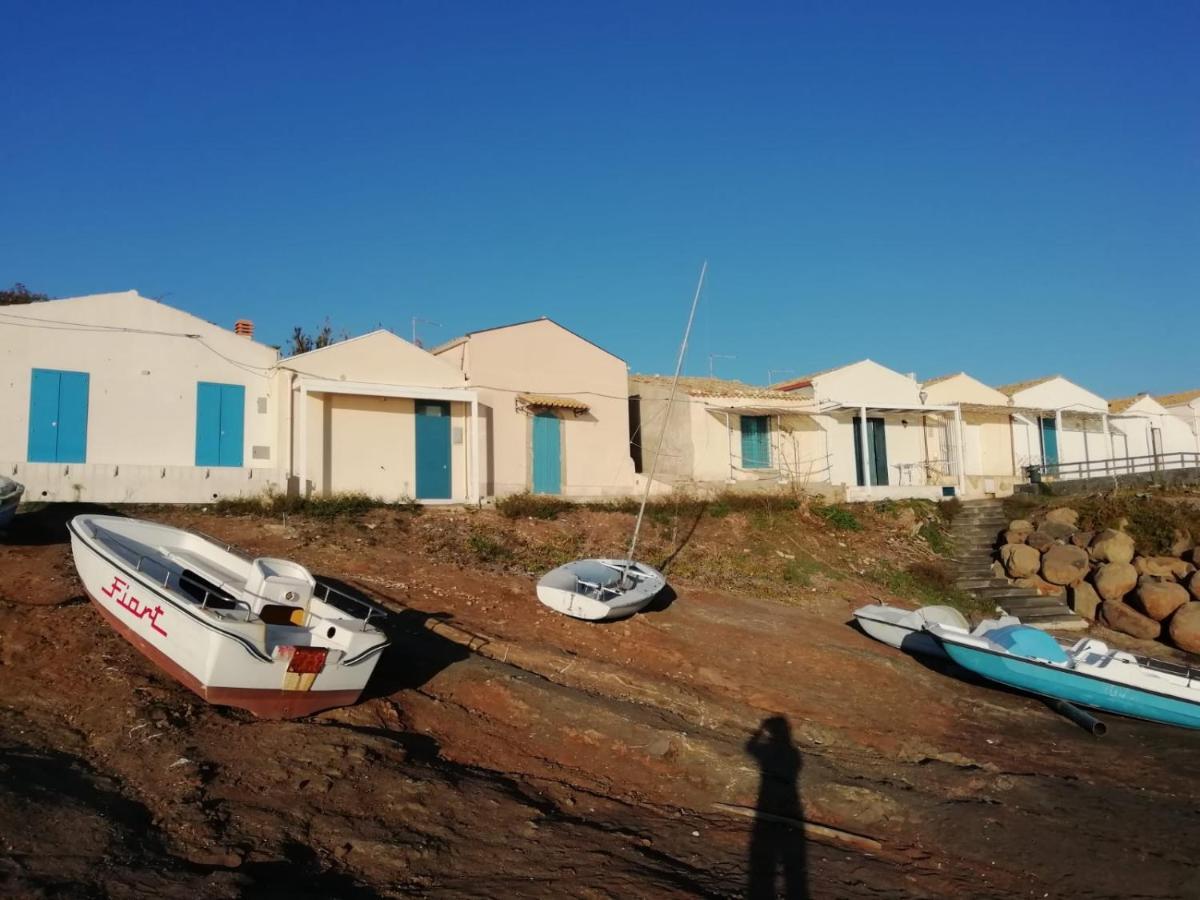 La Trinacria Di Capo Passero Portopalo Di Capo Passero Eksteriør billede
