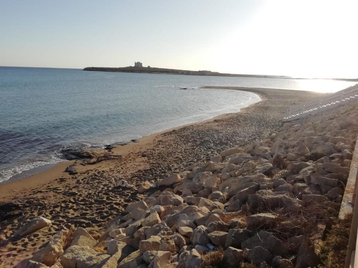 La Trinacria Di Capo Passero Portopalo Di Capo Passero Eksteriør billede